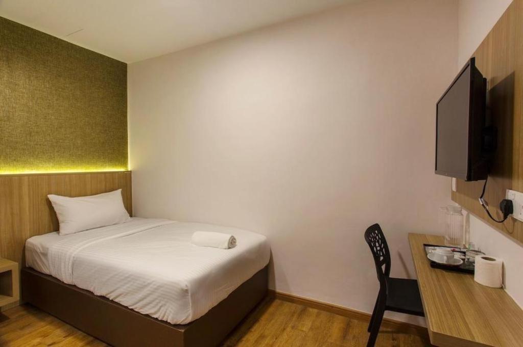 Hotel Insuna Джохор-Бару Экстерьер фото