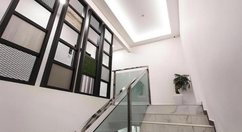 Hotel Insuna Джохор-Бару Экстерьер фото
